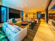 Casa / Sobrado para Venda em Barueri/SP Tamboré 5 Quartos