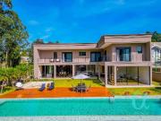 Casa / Sobrado para Venda em Barueri/SP Tamboré 5 Quartos