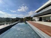 Casa / Sobrado para Venda em Barueri/SP Tamboré 6 Quartos