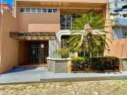 Casa / Sobrado para Venda em Belém/PA Nazaré 3 Quartos