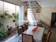 Casa / Sobrado para Venda em Belo Horizonte/MG Colégio...