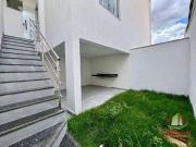 Casa / Sobrado para Venda em Belo Horizonte/MG Santa...