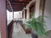 Casa / Sobrado para Venda em Belo Horizonte/MG Santa...