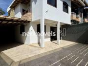 Casa / Sobrado para Venda em Belo Horizonte/MG Santa...