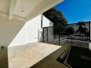 Casa / Sobrado para Venda em Belo Horizonte/MG Santa...