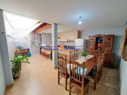 Casa / Sobrado para Venda em Belo Horizonte/MG Santa...