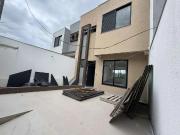 Casa / Sobrado para Venda em Belo Horizonte/MG Santa...