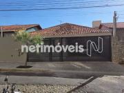 Casa / Sobrado para Venda em Belo Horizonte/MG Santa...