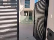 Casa / Sobrado para Venda em Belo Horizonte/MG Santa...