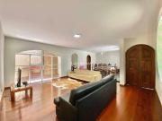 Casa / Sobrado para Venda em Belo Horizonte/MG Sion 4...