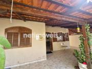Casa / Sobrado para Venda em Belo Horizonte/MG União 3...
