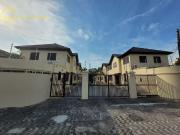 Casa / Sobrado para Venda em Bertioga/SP Centro 2 Quartos