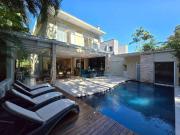 Casa / Sobrado para Venda em Bertioga/SP Riviera 6 Quartos
