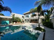 Casa / Sobrado para Venda em Bertioga/SP Riviera 7 Quartos