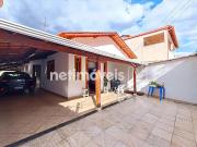 Casa / Sobrado para Venda em Betim/MG Espírito Santo 3...