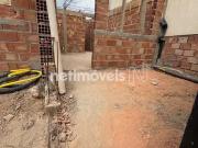 Casa / Sobrado para Venda em Betim/MG São Luiz 2 Quartos