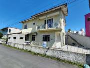 Casa / Sobrado para Venda em Biguaçu/SC Centro 4 Quartos