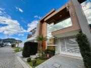 Casa / Sobrado para Venda em Biguaçu/SC Deltaville 3 Quartos
