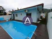 Casa / Sobrado para Venda em Biguaçu/SC Fundos 3 Quartos