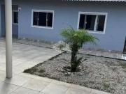 Casa / Sobrado para Venda em Biguaçu/SC Fundos 3 Quartos