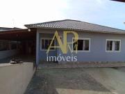 Casa / Sobrado para Venda em Biguaçu/SC Fundos 3 Quartos