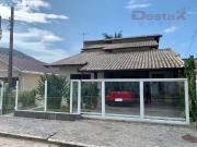 Casa / Sobrado para Venda em Biguaçu/SC Universitários 4...