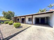 Casa / Sobrado para Venda em Blumenau/SC Água Verde 3...