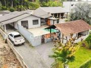 Casa / Sobrado para Venda em Blumenau/SC Água Verde 3...