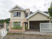 Casa / Sobrado para Venda em Blumenau/SC Garcia 4 Quartos