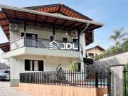 Casa / Sobrado para Venda em Blumenau/SC Garcia 6 Quartos