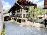 Casa / Sobrado para Venda em Blumenau/SC Garcia 6 Quartos