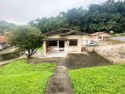 Casa / Sobrado para Venda em Blumenau/SC Glória 4 Quartos