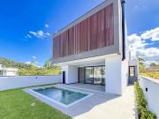 Casa / Sobrado para Venda em Blumenau/SC Ponta Aguda 4...