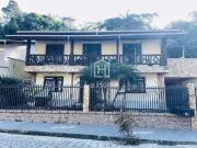 Casa / Sobrado para Venda em Blumenau/SC Tribess 8 Quartos