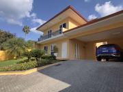 Casa / Sobrado para Venda em Blumenau/SC Velha 3 Quartos