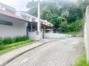 Casa / Sobrado para Venda em Blumenau/SC Velha Central 2...