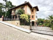 Casa / Sobrado para Venda em Blumenau/SC Vila Nova 4 Quartos