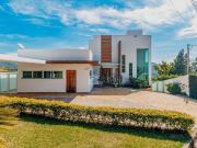 Casa / Sobrado para Venda em Bom Jesus dos Perdões/SP...