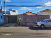 Casa / Sobrado para Venda em Botucatu/SP Jardim...