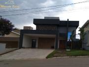 Casa / Sobrado para Venda em Bragança Paulista/SP...