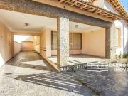 Casa / Sobrado para Venda em Caçapava/SP Centro 4 Quartos