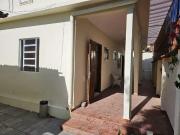 Casa / Sobrado para Venda em Cabo Frio/RJ Centro 2 Quartos