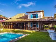 Casa / Sobrado para Venda em Cabo Frio/RJ Centro 9 Quartos