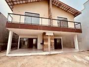 Casa / Sobrado para Venda em Cabo Frio/RJ Foguete 4 Quartos