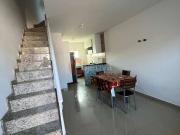 Casa / Sobrado para Venda em Cabo Frio/RJ Guriri 2 Quartos