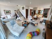 Casa / Sobrado para Venda em Cabo Frio/RJ Palmeiras 4...