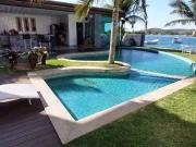 Casa / Sobrado para Venda em Cabo Frio/RJ Passagem 4 Quartos