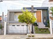 Casa / Sobrado para Venda em Cachoeirinha/RS Parque da...