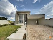 Casa / Sobrado para Venda em Caldas Novas/GO Condomínio...