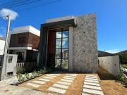 Casa / Sobrado para Venda em Camaçari/BA Abrantes 4 Quartos